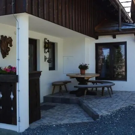 Kaerntnerhaus In Falkertsee